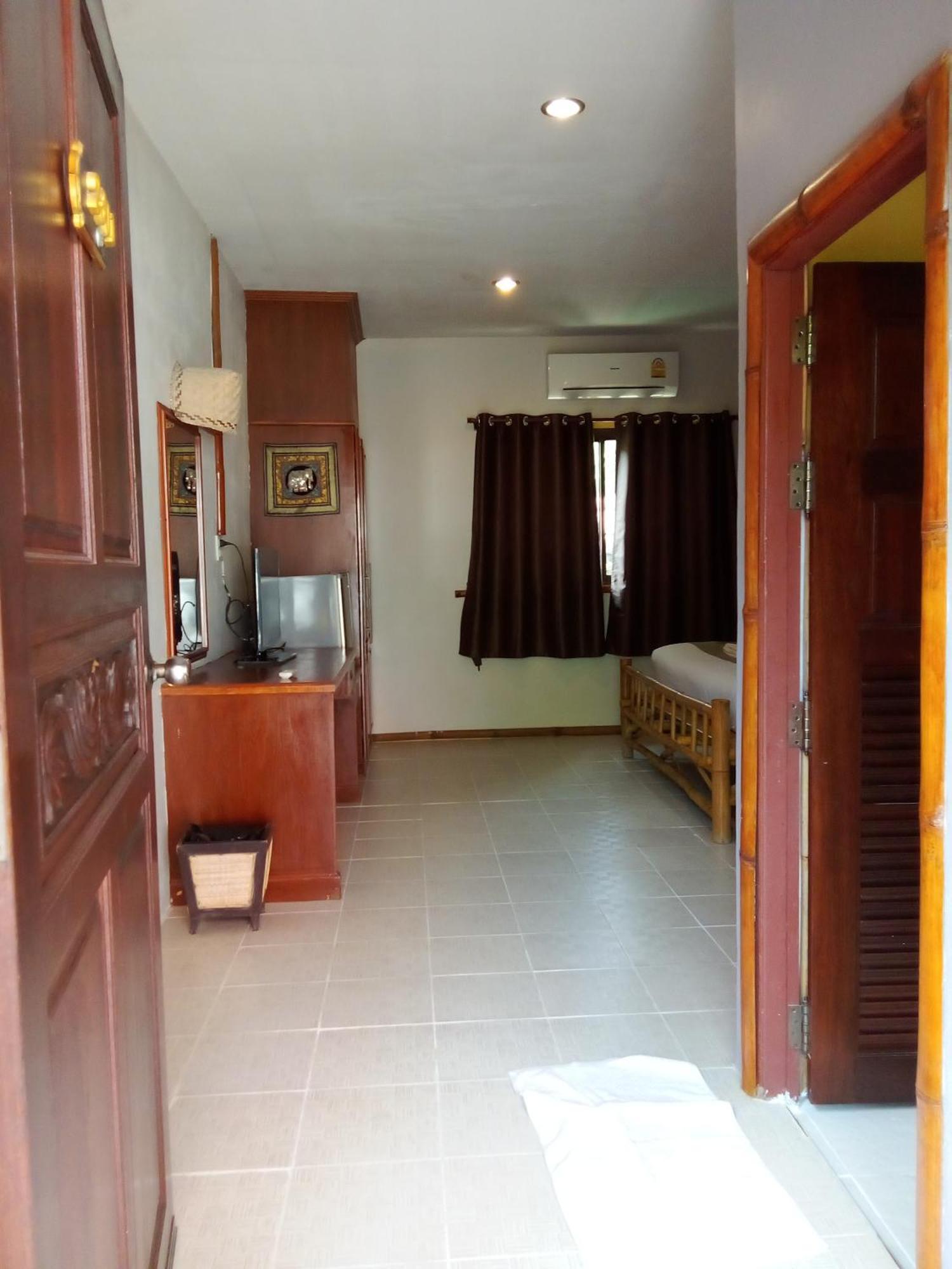 Nin Kantiang Bay Koh Lanta Ngoại thất bức ảnh