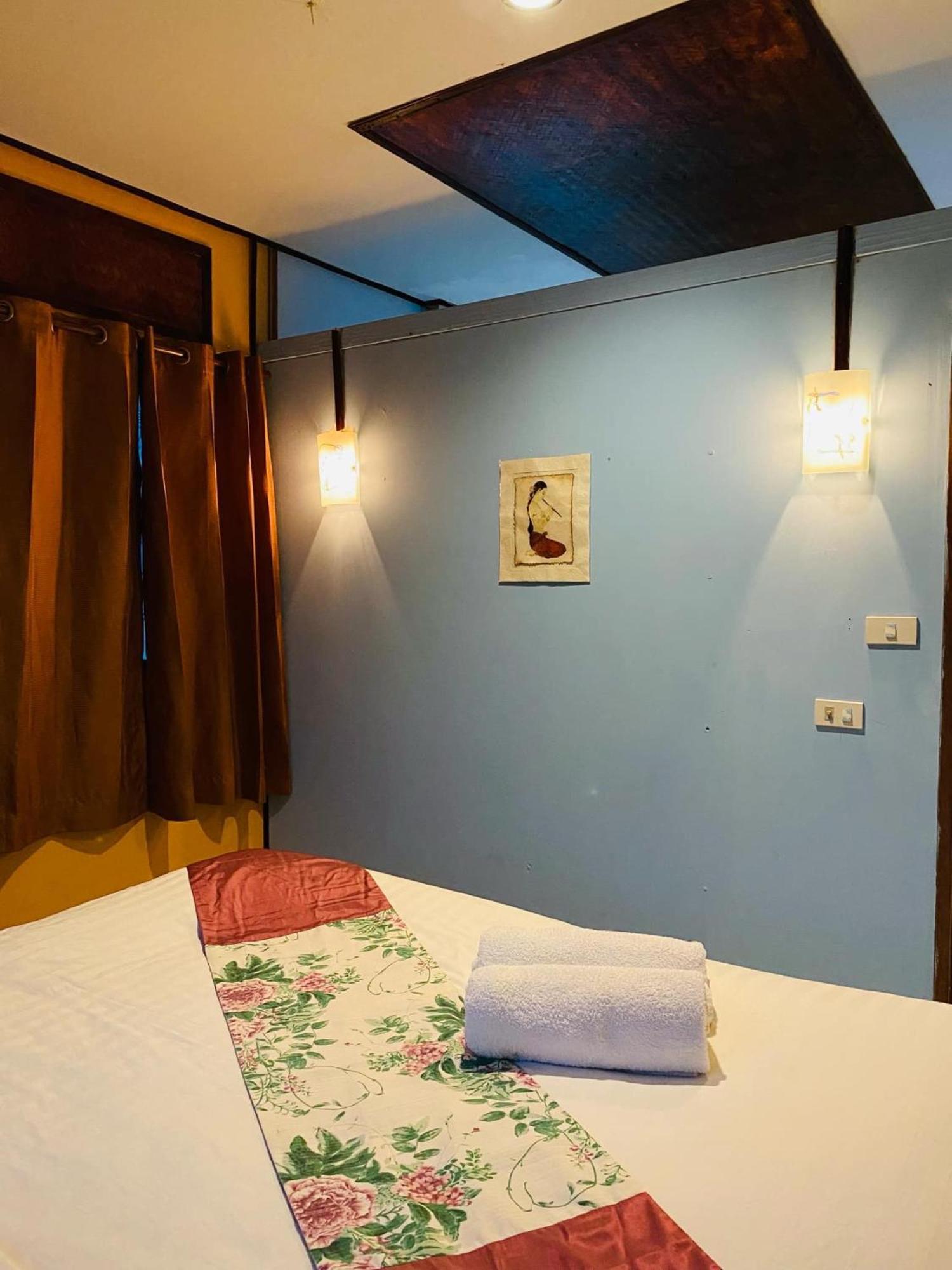 Nin Kantiang Bay Koh Lanta Ngoại thất bức ảnh