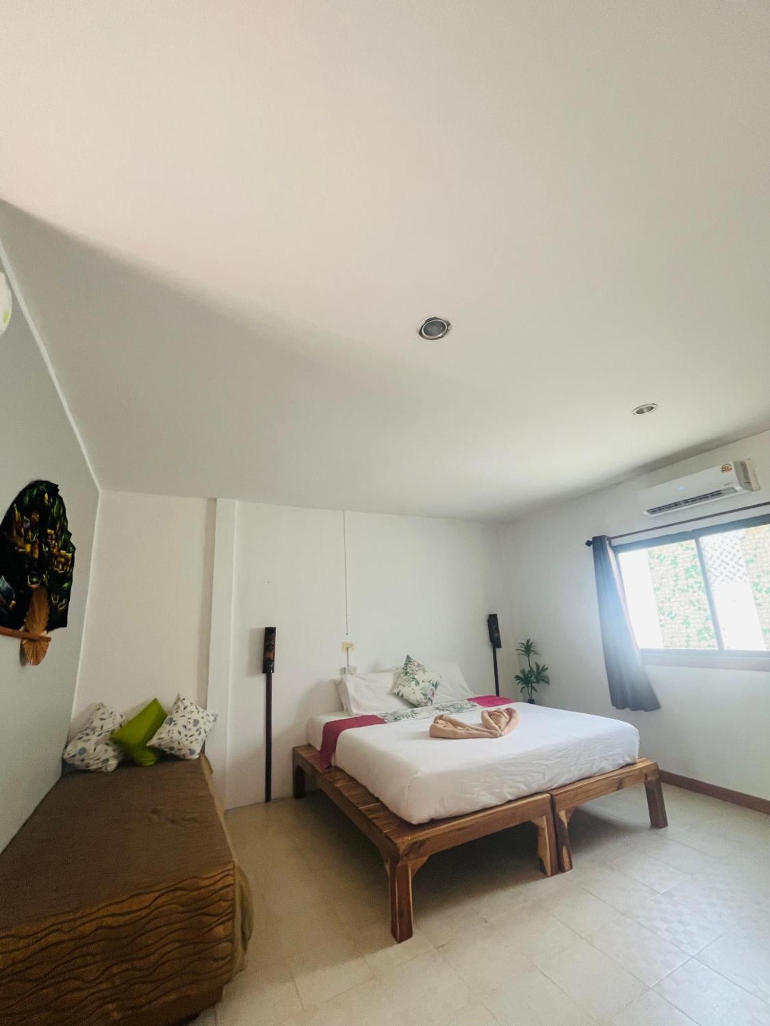 Nin Kantiang Bay Koh Lanta Ngoại thất bức ảnh
