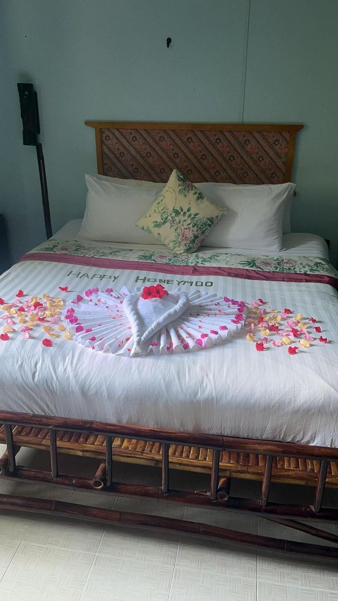 Nin Kantiang Bay Koh Lanta Ngoại thất bức ảnh